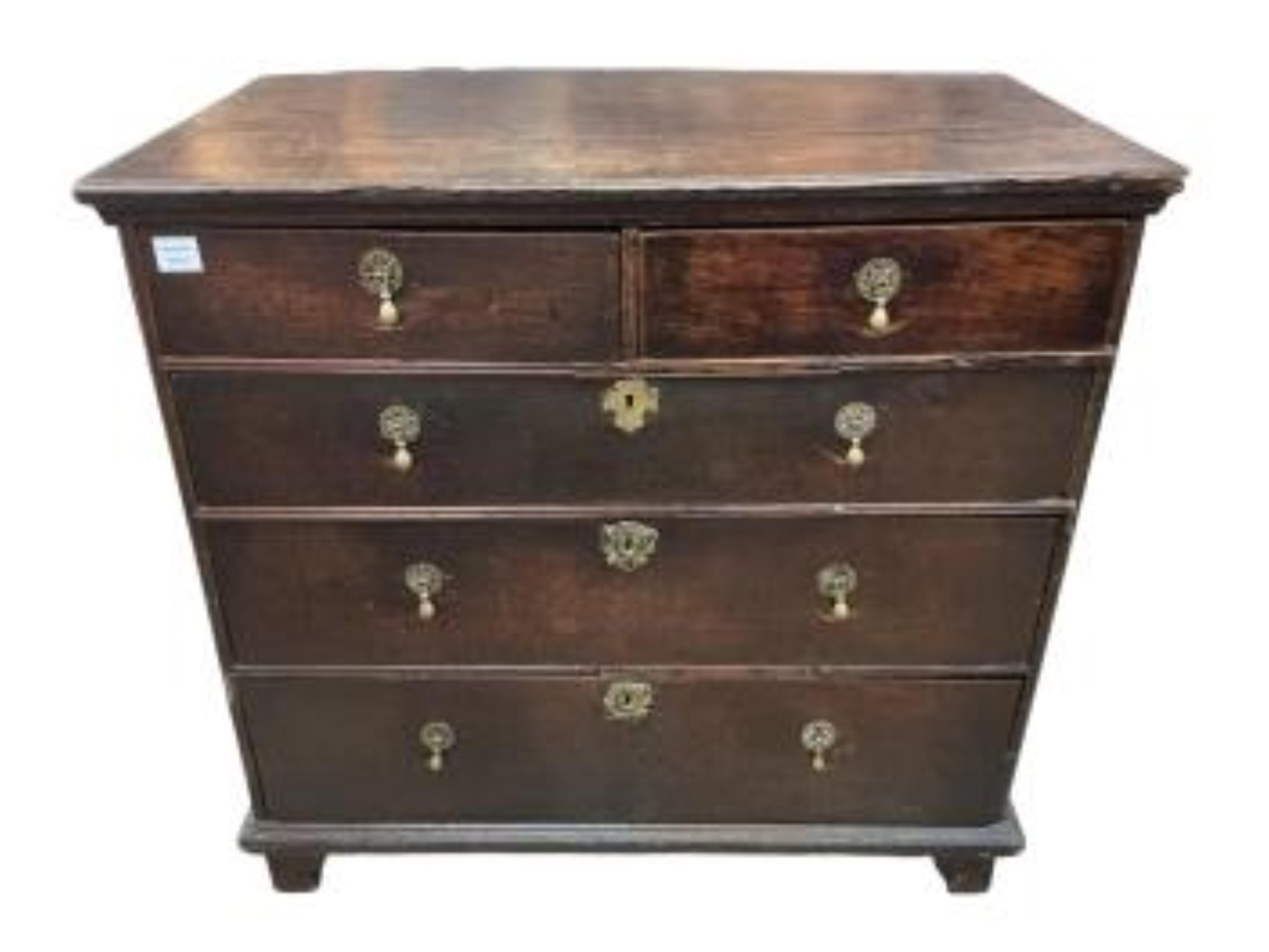 An early 18th century oak chest of drawers, width 98cm, depth 56cm, height 94cm